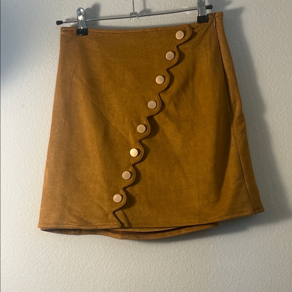 Brown gold Button mini Skirt size medium NWT